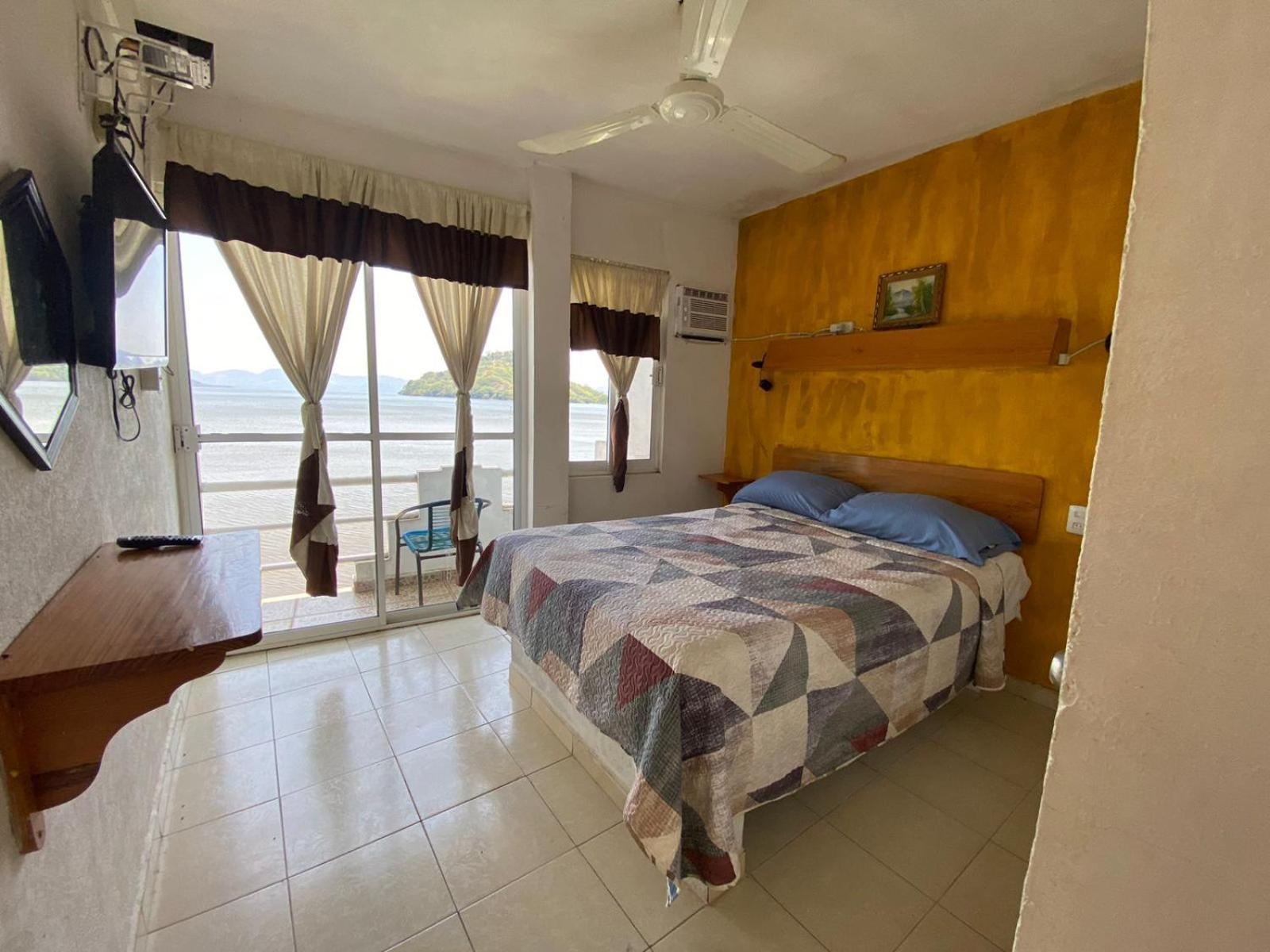 Hotel La Del 2*